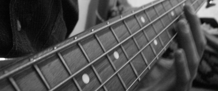 Explore the Fretboard With These 5 Essential Pentatonic Scale Shapes