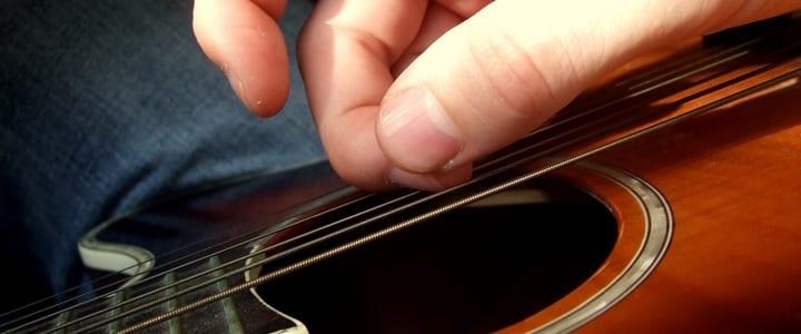 11 Common Questions About Beginning Guitar