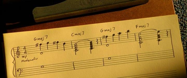 10 Steps for Writing a Hit Song on the Piano