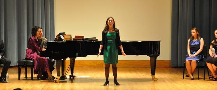 5 Tips for Singing with an Accompanist