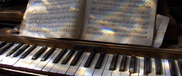 How to Read Sheet Music for Piano: A Visual Tour
