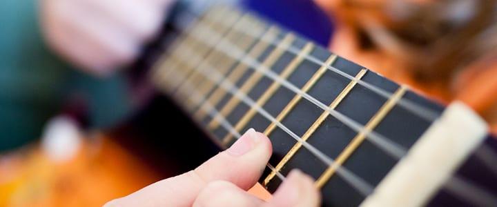 Learn to Play Ukulele: The Best Websites and Online Resources