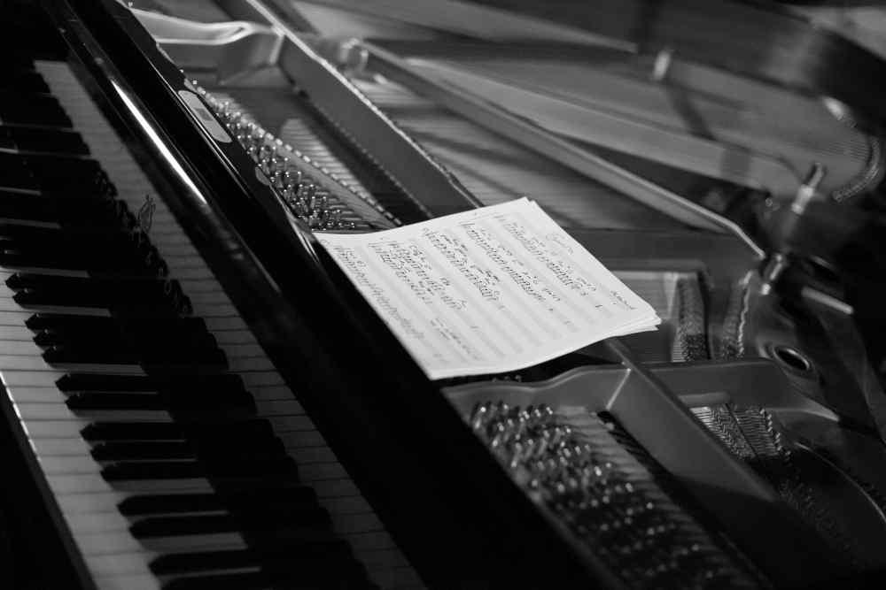 10 Famous Classical Piano Pieces You'll Instantly Recognize