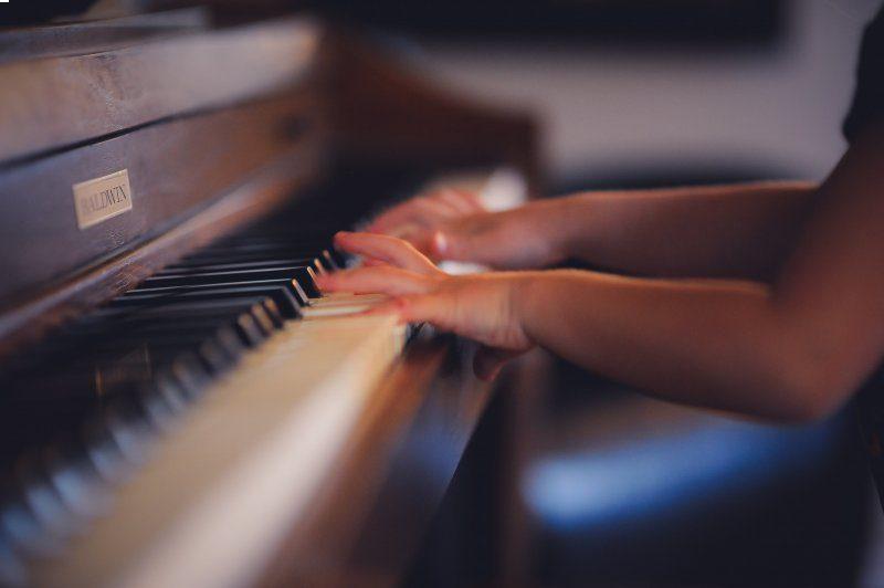 Piano Lessons for Toddlers: How to Get Your Child Started on Piano