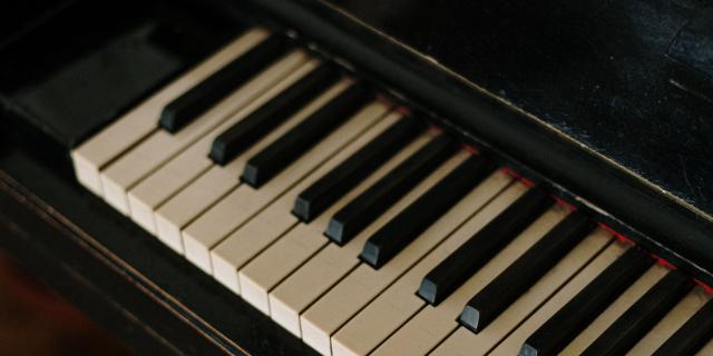 Fundamentals of Piano - Piano Class