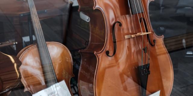 Finding Your First Instrument - Cello Class