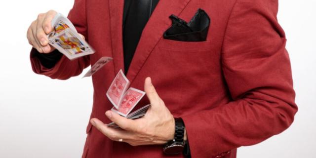 Card Magic Essentials - Magic Class