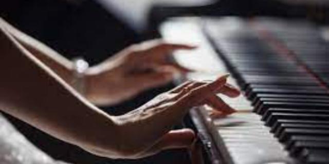 Beginner Piano Repertoire for Performance  - Piano Class