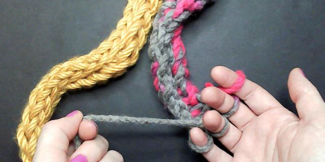 Finger Knitting Fun for Kids!  - Knitting Class