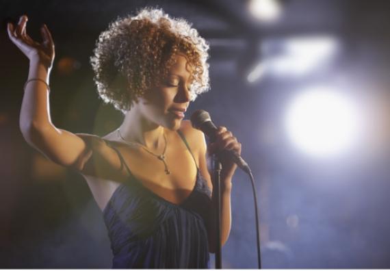 Expert Tips to Improve Your Voice Instantly - Singing Class