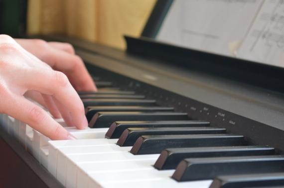 Intro to Piano Chords & Music Intervals - Piano Class