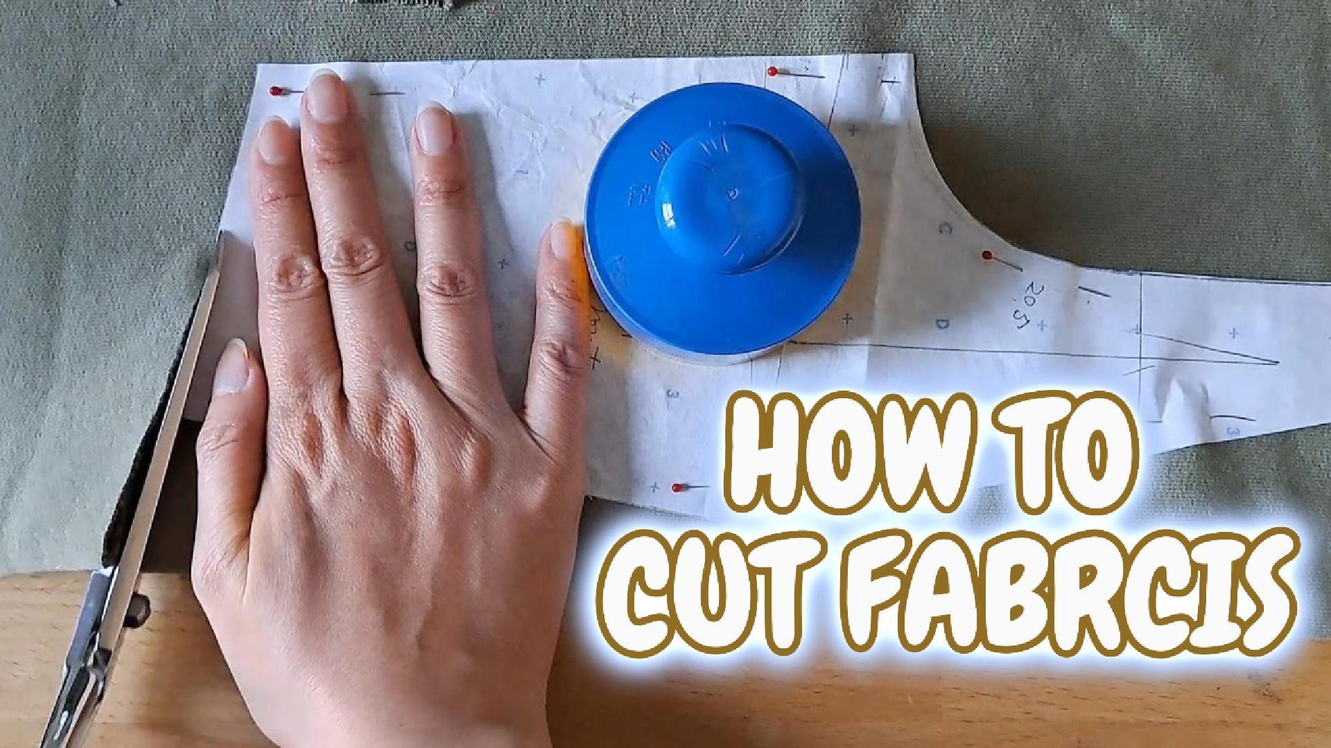 How to cut fabrics with scissors