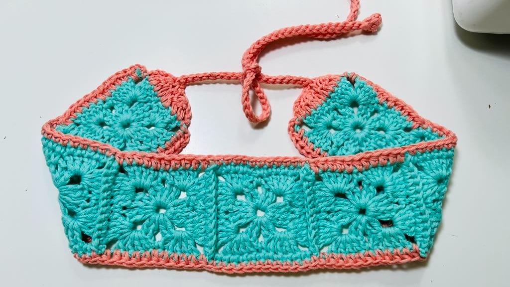 How to Crochet a Granny Square Headband.