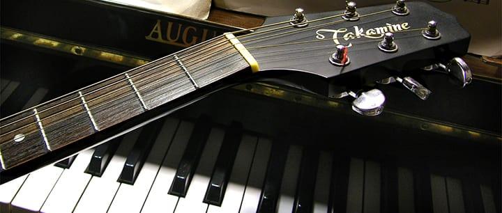 How to Convert Guitar Chords to Piano Chords [+ Tabs]