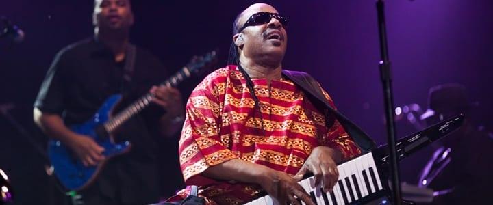 Pianist Spotlight: How Stevie Wonder Overcame Blindness to Play Piano