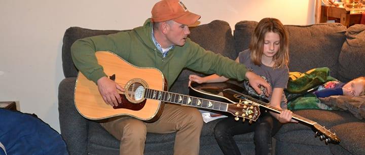 https://takelessons.com/blog/2015/01/learning-play-guitar-long-lessons