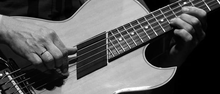 Six Helpful Pointers For Learning To Play Guitar Solos