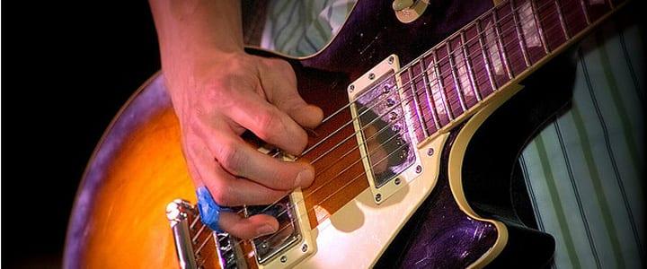 https://takelessons.com/blog/2015/02/7-ways-use-movable-guitar-scales-write-solos-riffs
