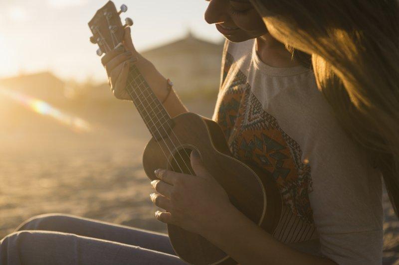 https://takelessons.com/blog/2015/05/3-big-benefits-you-get-from-taking-ukulele-lessons