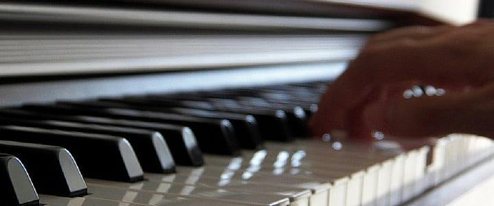 Piano Finger Exercises for Beginners: Improve Speed & Technique