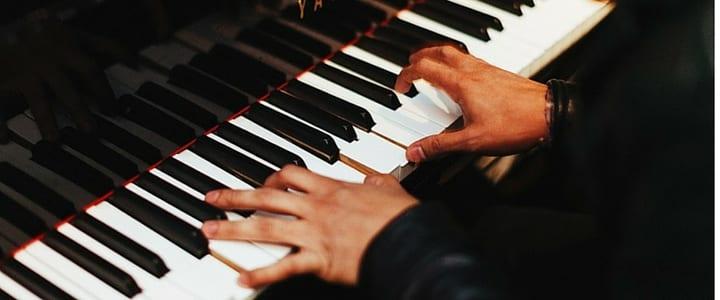8 Practical Tips for Learning Piano as an Adult