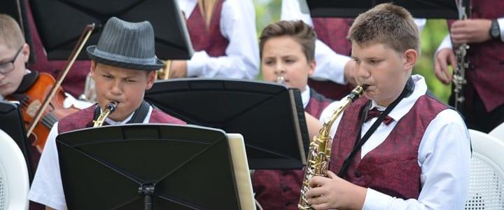 5 Lessons Adults Can Learn About Playing Music… From Kids