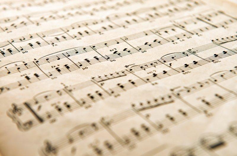How to Practice Singing: Practical Tips for Memorizing Lyrics