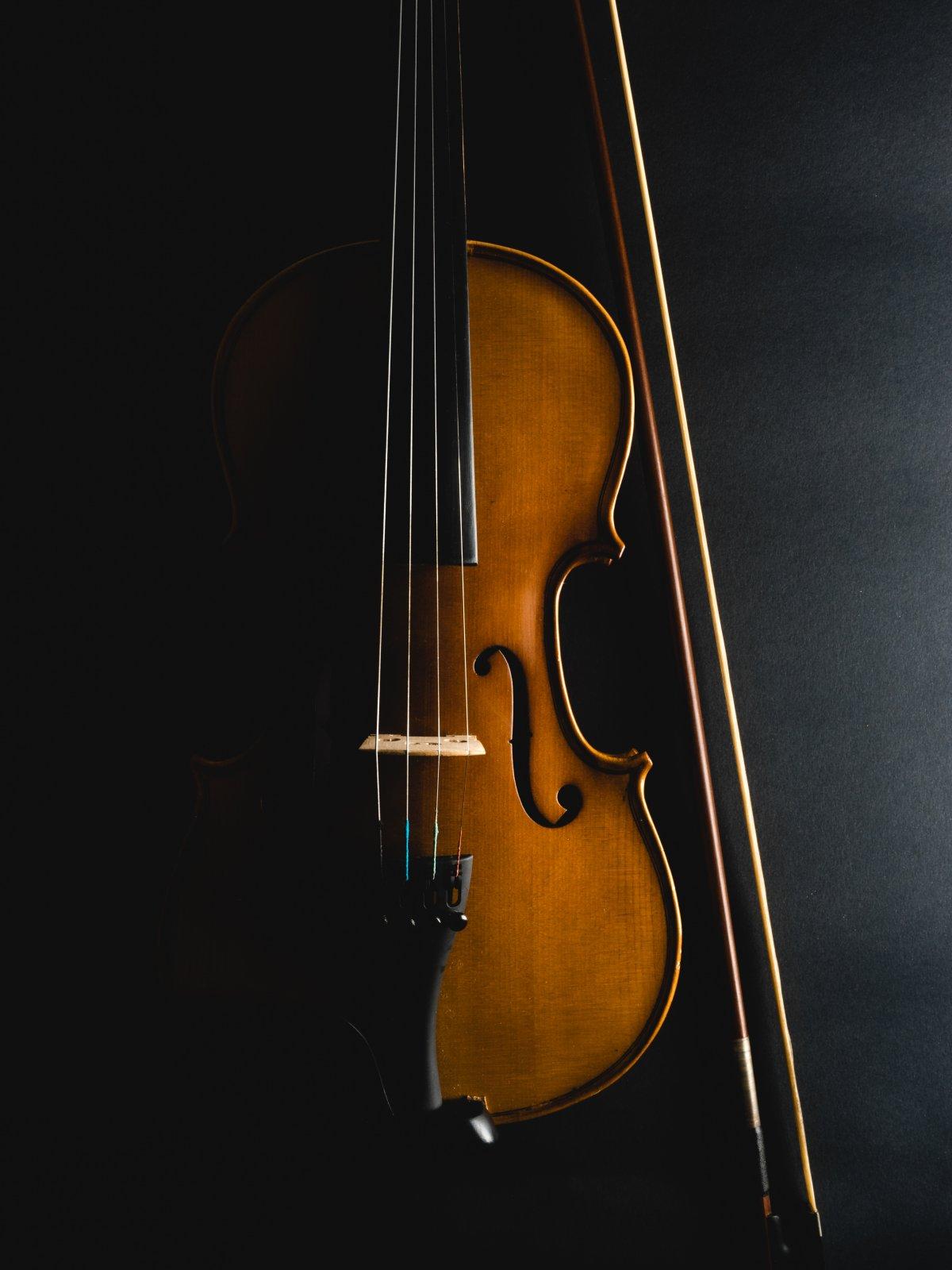 An Introduction to the World of Fiddle Tunes