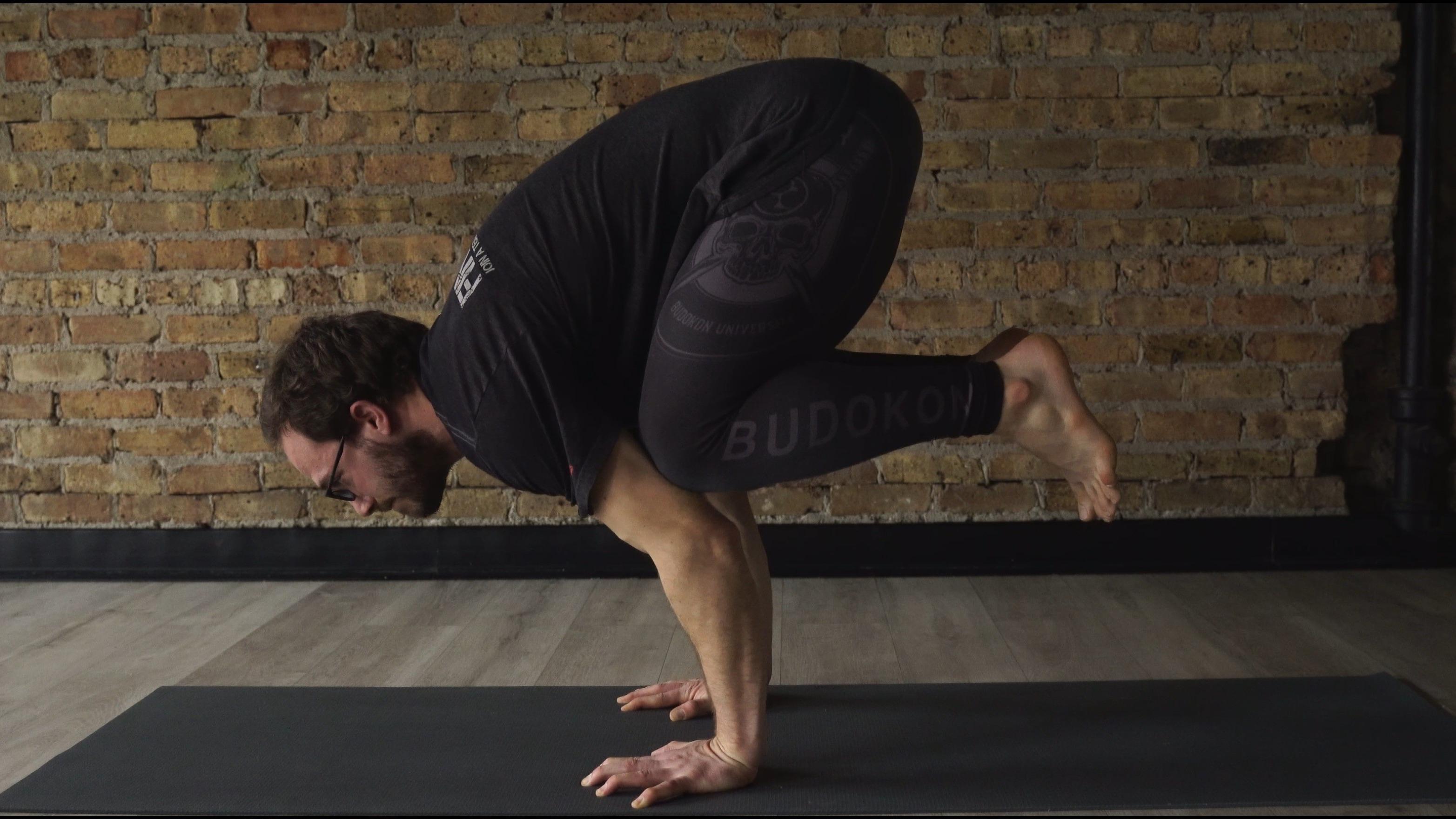 Learn How To Practice Crow Pose In Under One Minute