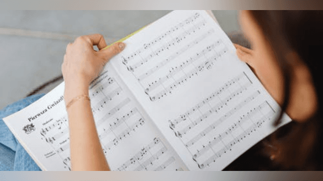Quick and Easy Rhythm Counting: quarter, half, dotted half, & whole