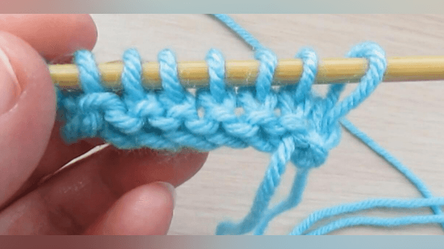 How to make Purl stitches