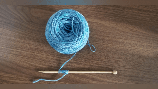 Knit Stitch - English Style