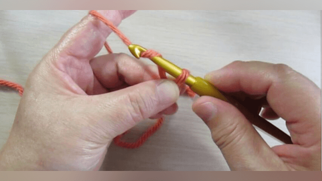 How to Make Chains (Absolute Beginner Crochet)