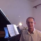 Albuquerque piano teacher Steve O.