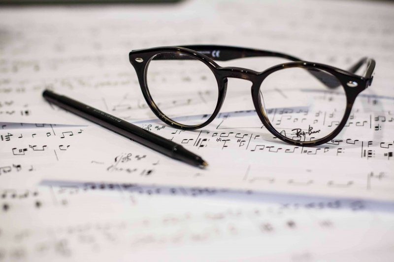 music notes and glasses - music goals
