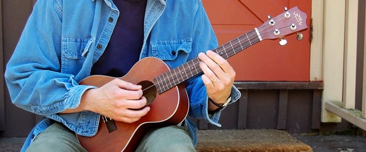 Take Lessons or DIY How to Learn to Play Ukulele