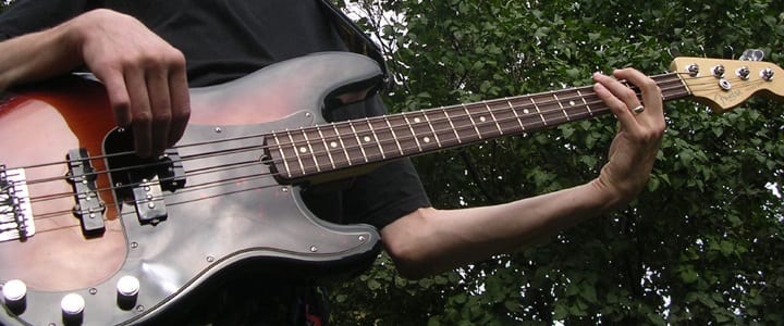 Learn Bass Guitar: How to Play a Walking Bass Line in 3 Steps