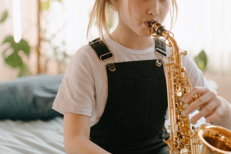 is the saxophone hard to learn