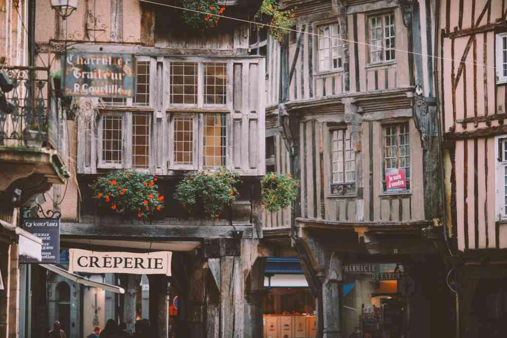 The 50 Most Beautiful French Words You'll Ever Hear | TakeLessons