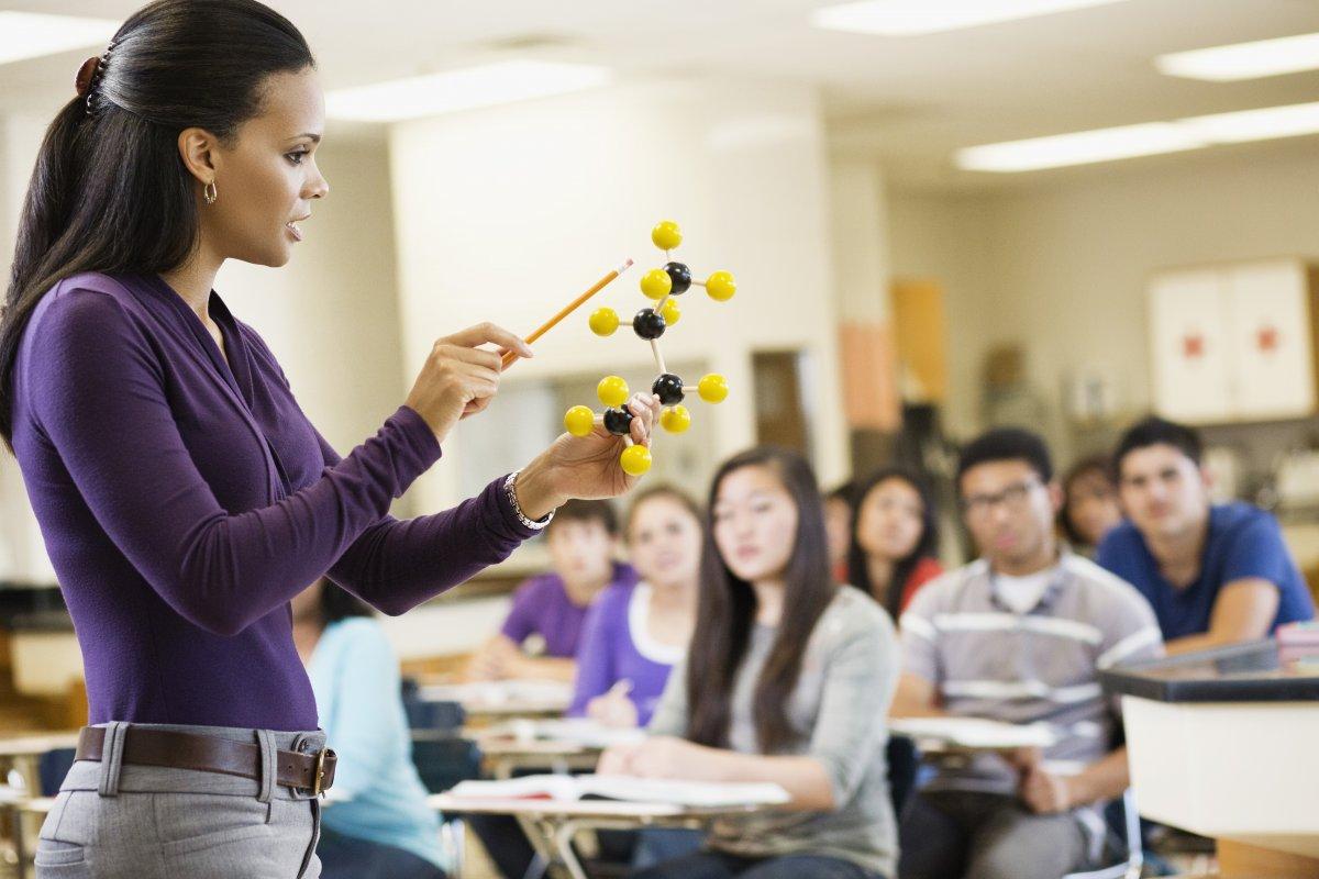 Unlock the Power of Physical Science with a Professional Tutor