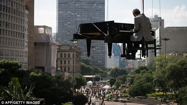 5 Crazy Piano Performances You Have to See to Believe